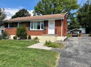 1111 Newman Dr, Salem, VA 24153