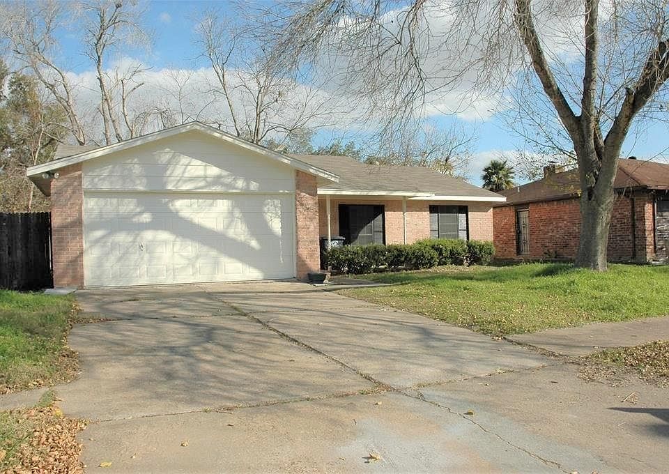 1st image of 9923 Towne Brook Ln