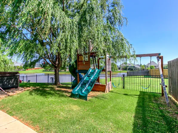 3608 NW 176th St, Edmond, OK 73012
