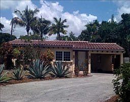 2nd image of 725 SW 12th Ave