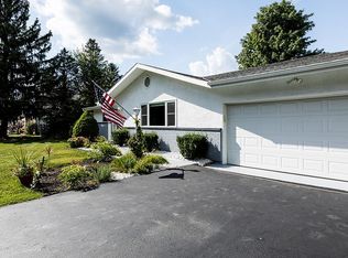 6146 Walnut St W, Westerville, OH 43081