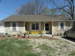 406 W College St, Butler, MO 64730