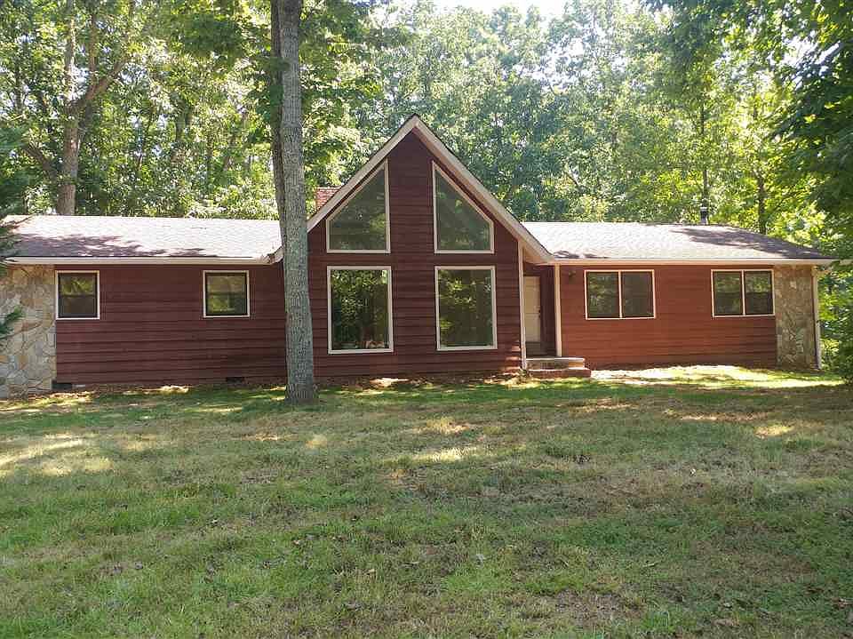 1st image of 124 Dogwood Ln