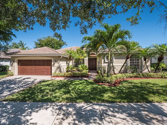 3rd image of 2664 Edgewater Dr #2664