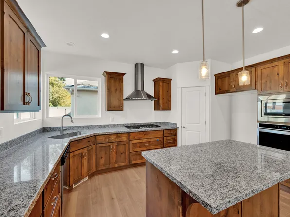 9508 S Ahlberg Pl, South Jordan, UT 84095