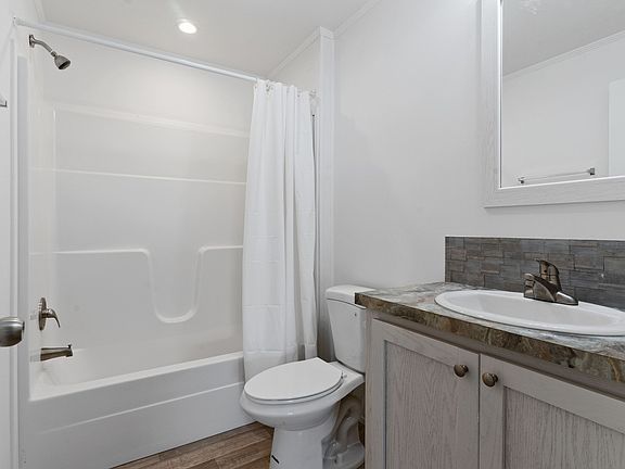 4th image of 31 Seminole St #1