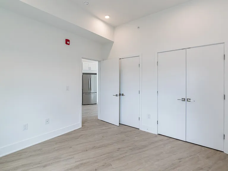 1622 Point Breeze Ave — Photo 18