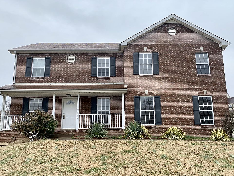 1st image of 746 Cedar Grove Ct