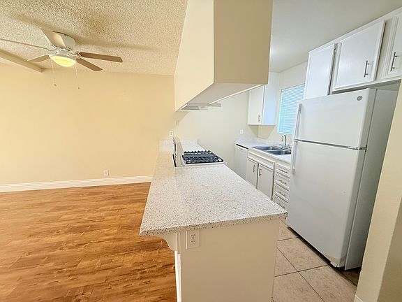 4th image of 33255 Date Palm Dr #2B-2Ba-1050Sqft