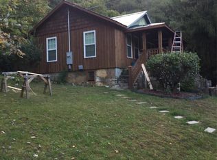 224 Setzer Cove Rd, Maggie Valley, NC 28751