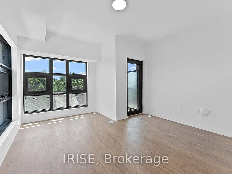 485 Logan Ave S #310 — Photo 27