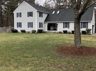 27 Ledge Rd, North Chelmsford, MA 01863