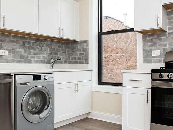 3rd image of 2909 N Mildred Ave #3F