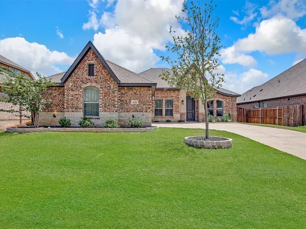 112 Mockingbird Hill Dr, Joshua, TX 76058