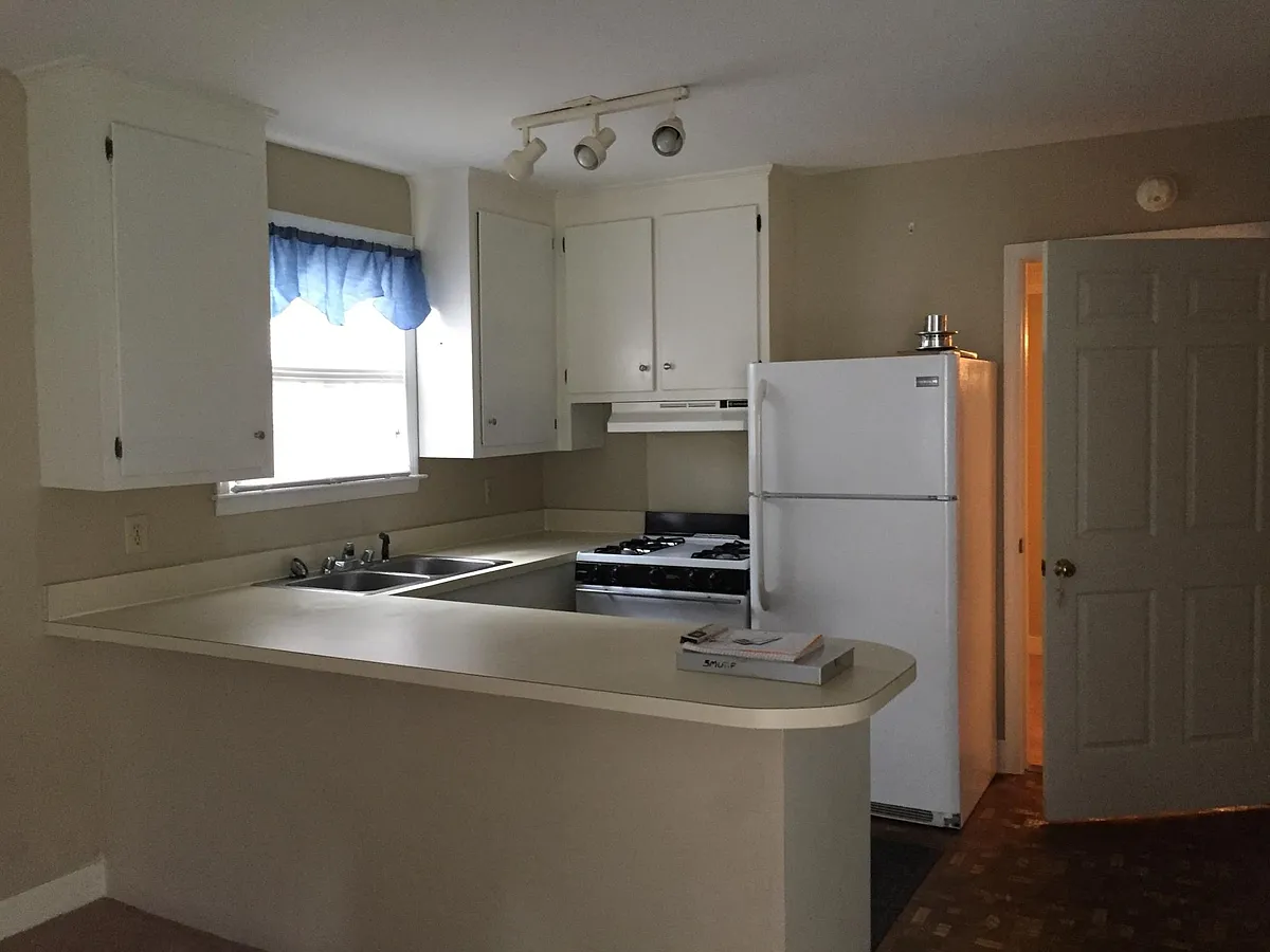 Building Photo - 3208 Heyward St #1