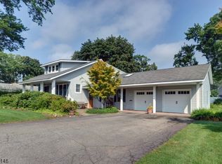 54 Della Ave, Pompton Plains, NJ 07444