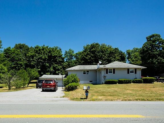 2nd image of 1960/19 N Goshen Tpke