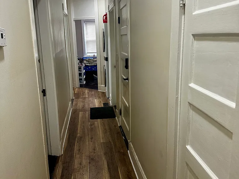 9 Chilcott Pl #1 — Photo 3