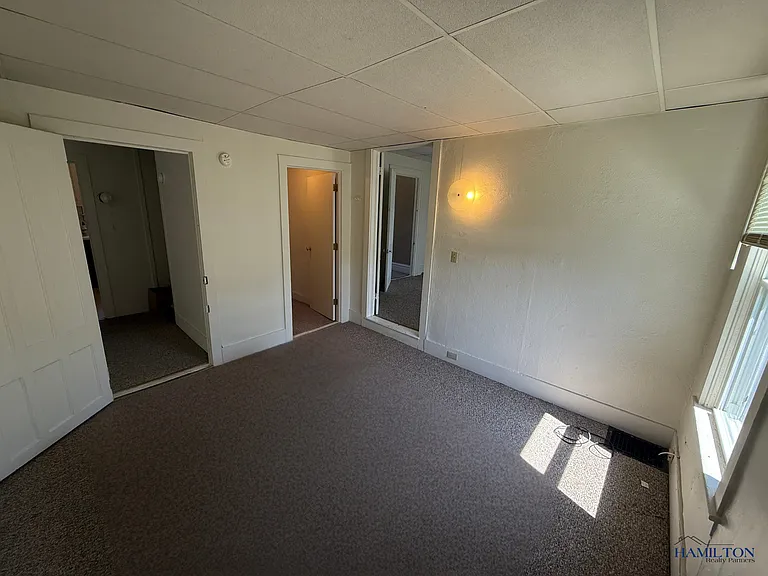 8 Montgomery St — Photo 9
