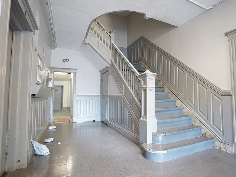 225 Kelton St #4U — Photo 10