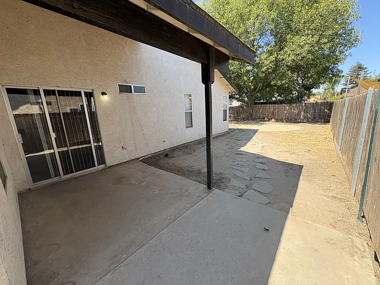 391 Trinity Ct — Photo 33