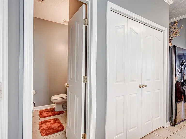 6851 Seaside Dr — Photo 11