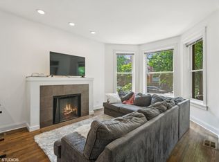 3645 N Wilton Ave #2, Chicago, IL 60613