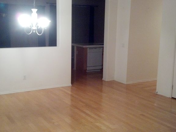 3rd image of 15086 Arcadian St