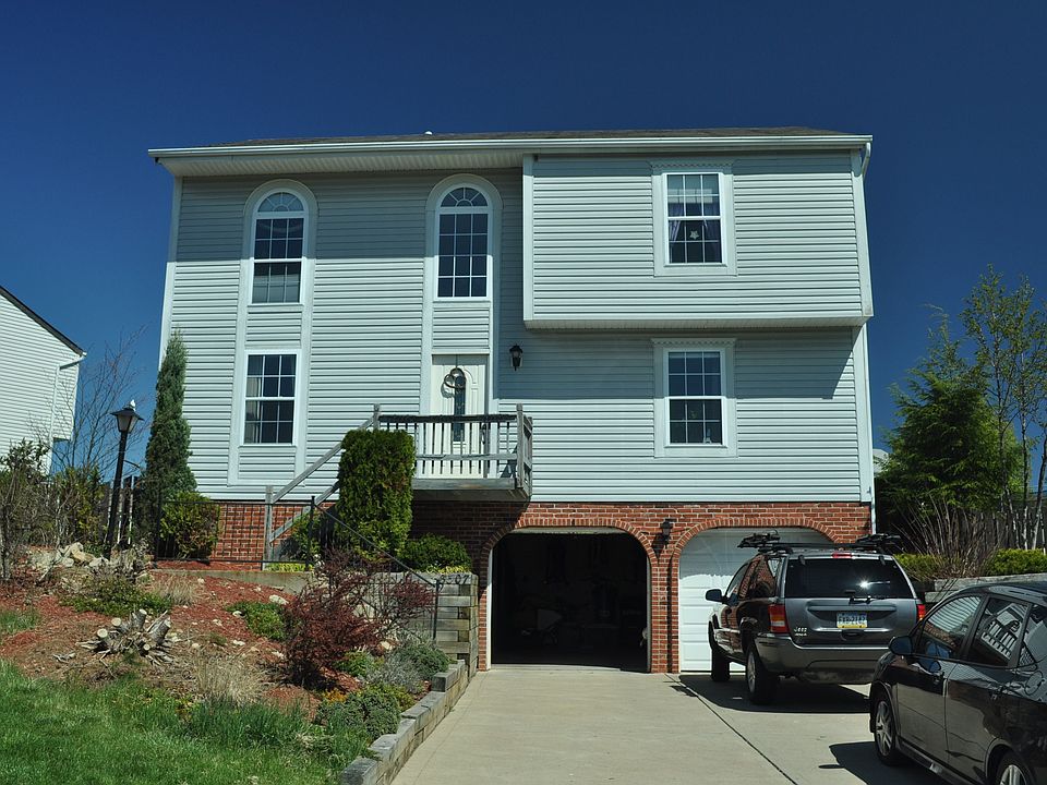 8307 Hilltop Circle Dr.