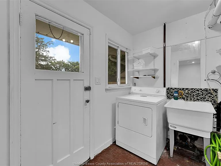 2032 Ford Blvd — Photo 26