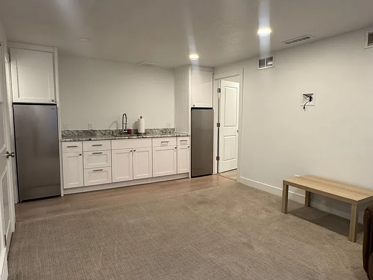 9764 N Stafford Ln — Photo 10