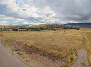 6550 N Country Estates Ln, Malad City, ID 83252