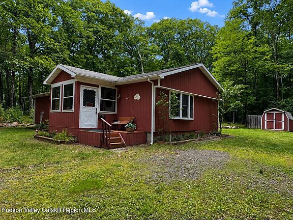 3rd image of 61 Sullivan Mountain Road
