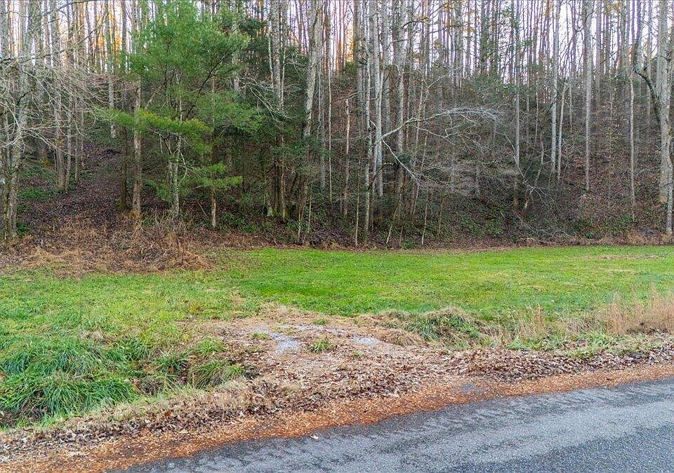 1st image of 875 Frank Roberts Rd