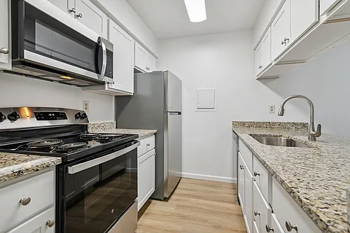 Amhurst III Apartments Photo 1