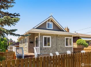 7509 16th Ave NW, Seattle, WA 98117