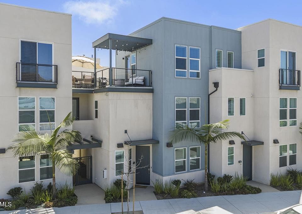 1st image of 1230 E Thompson Blvd #103