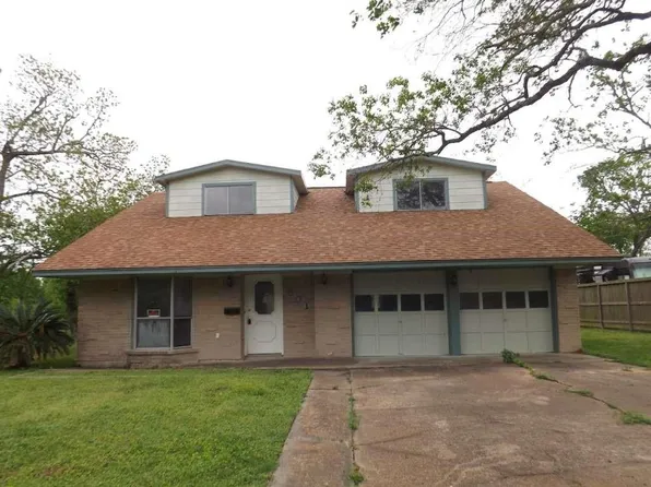 501 S Holmes St, La Porte, TX 77571