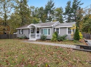 4 Mount Paul Rd, Tyngsboro, MA 01879