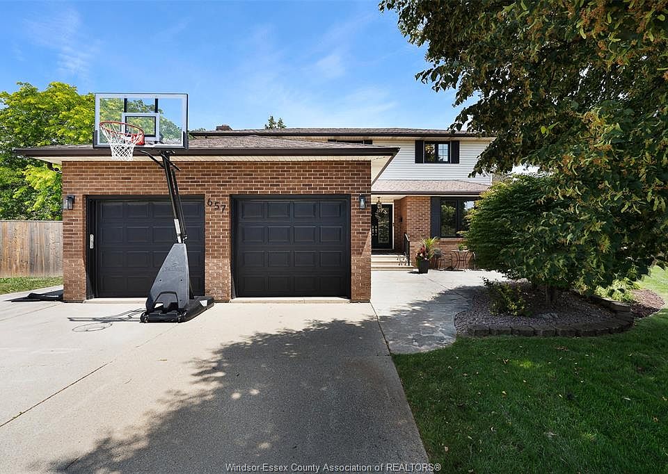 1st image of 657 Dresden Pl