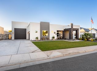 3714 S McKenzie Ln, Washington, UT 84780