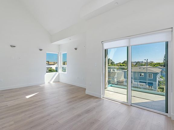 2nd image of 2336 Westwood Blvd #323