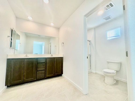 5th image of 3533 Grecian Queen Ave