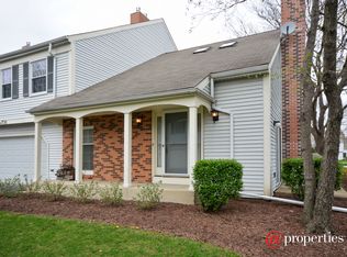 2S731 Timber Dr #17C, Warrenville, IL 60555