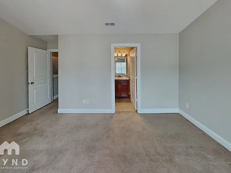 351 Halton Crossing Dr SW — Photo 7