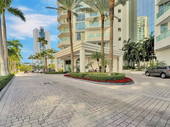 16400 Collins Ave, Sunny Isles Beach, FL