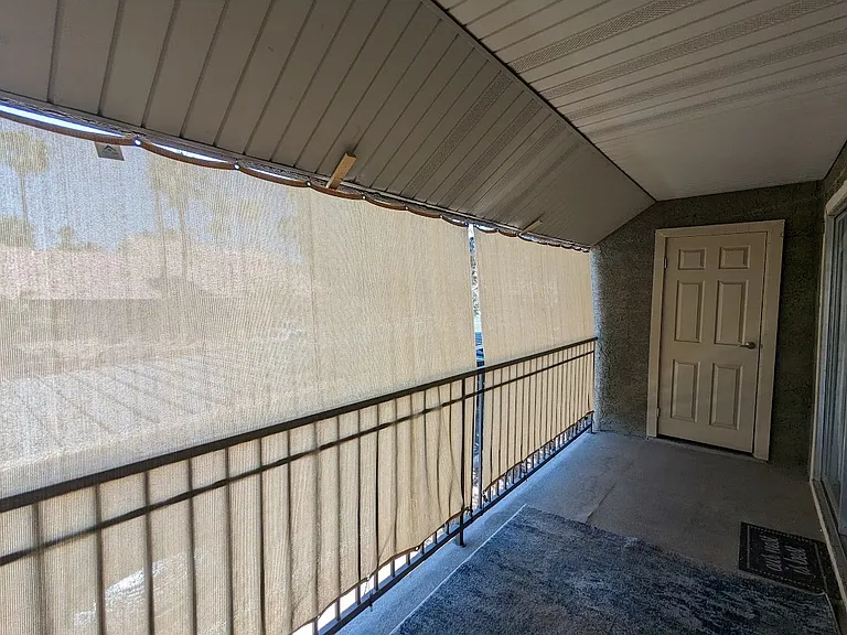 5044 River Glen Dr #142 — Photo 8