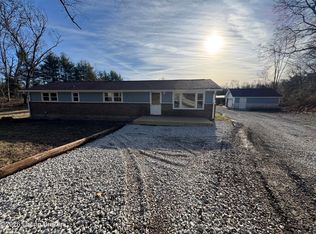 215 Meade Springs Rd, Brandenburg, KY 40108