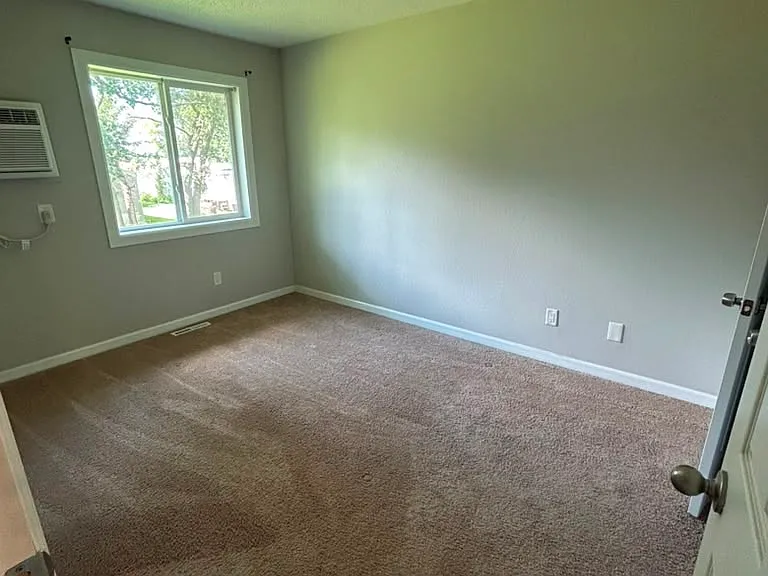 525 Stevens St SW — Photo 14