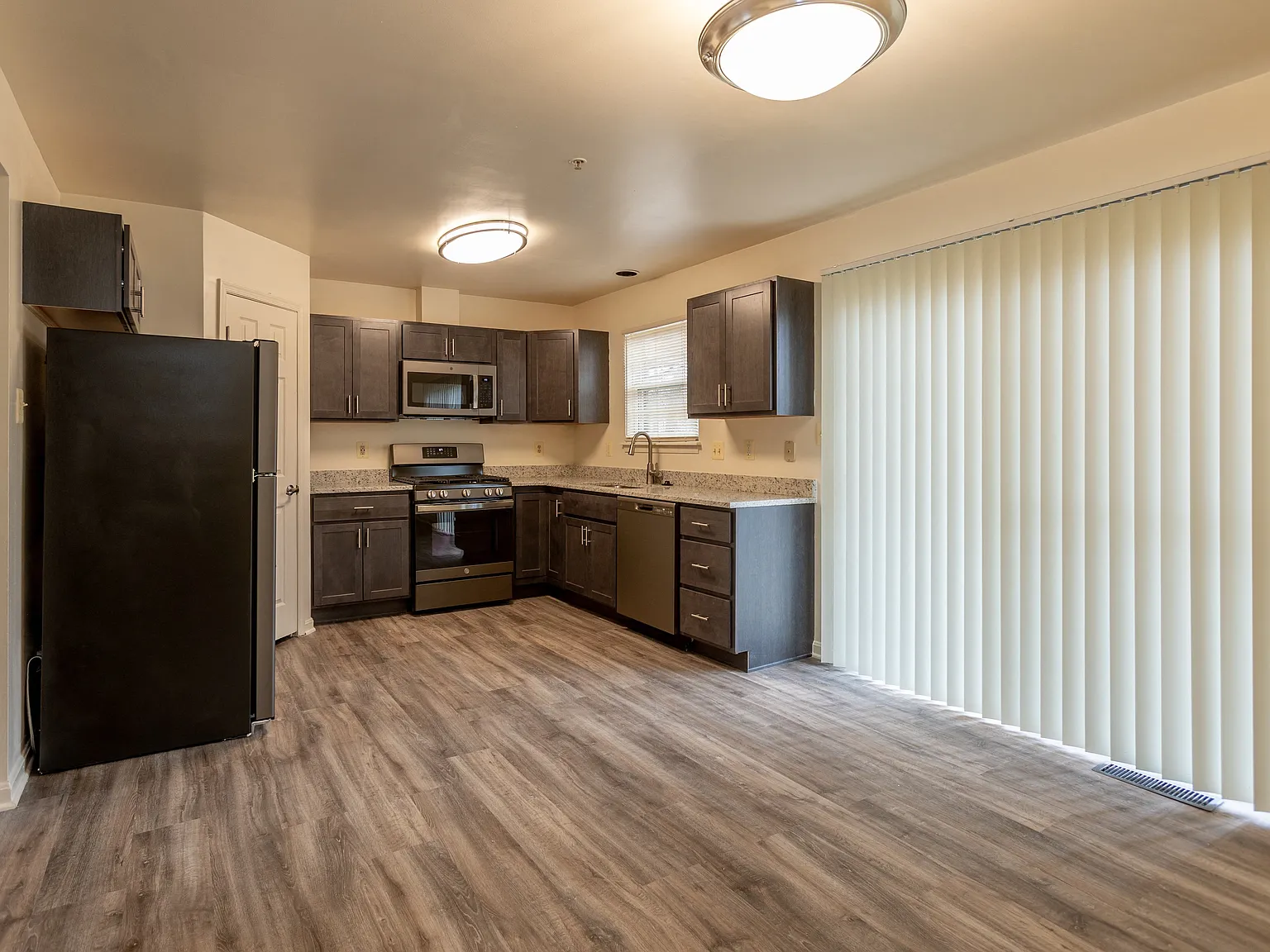 Carlson Woods Townhomes — Photo 3